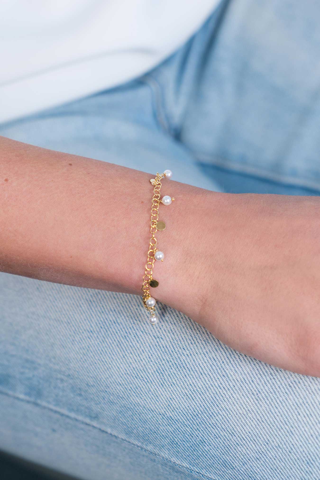 ZINZI zilveren fantasie armband 14K geel verguld ronde schakels witte parels ZIA2186G