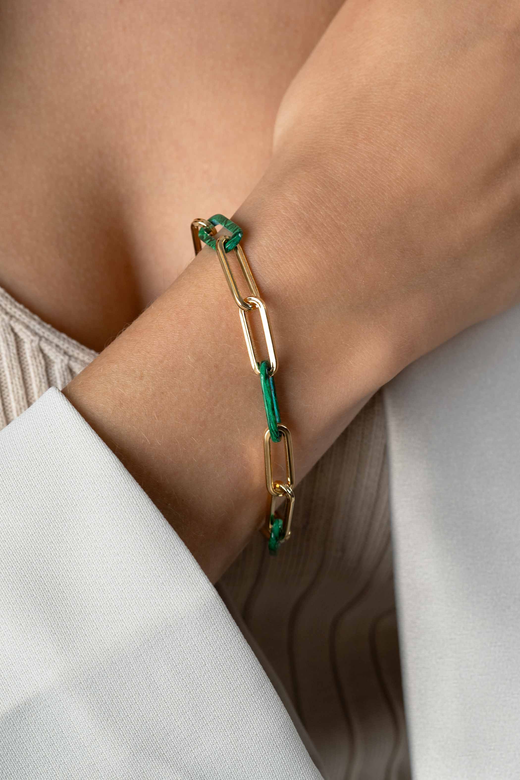 ZINZI gold plated zilveren armband met paperclip-schakels en drie trendy schakels in malachietgroen 19cm ZIA2548