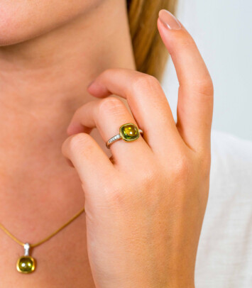 ZINZI zilveren ring geel verguld vierkant groen wit ZIR1718