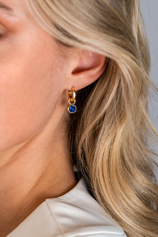 SEPTEMBER oorbedels gold plated met geboortesteen blauw saffier zirconia (excl. oorringen)
