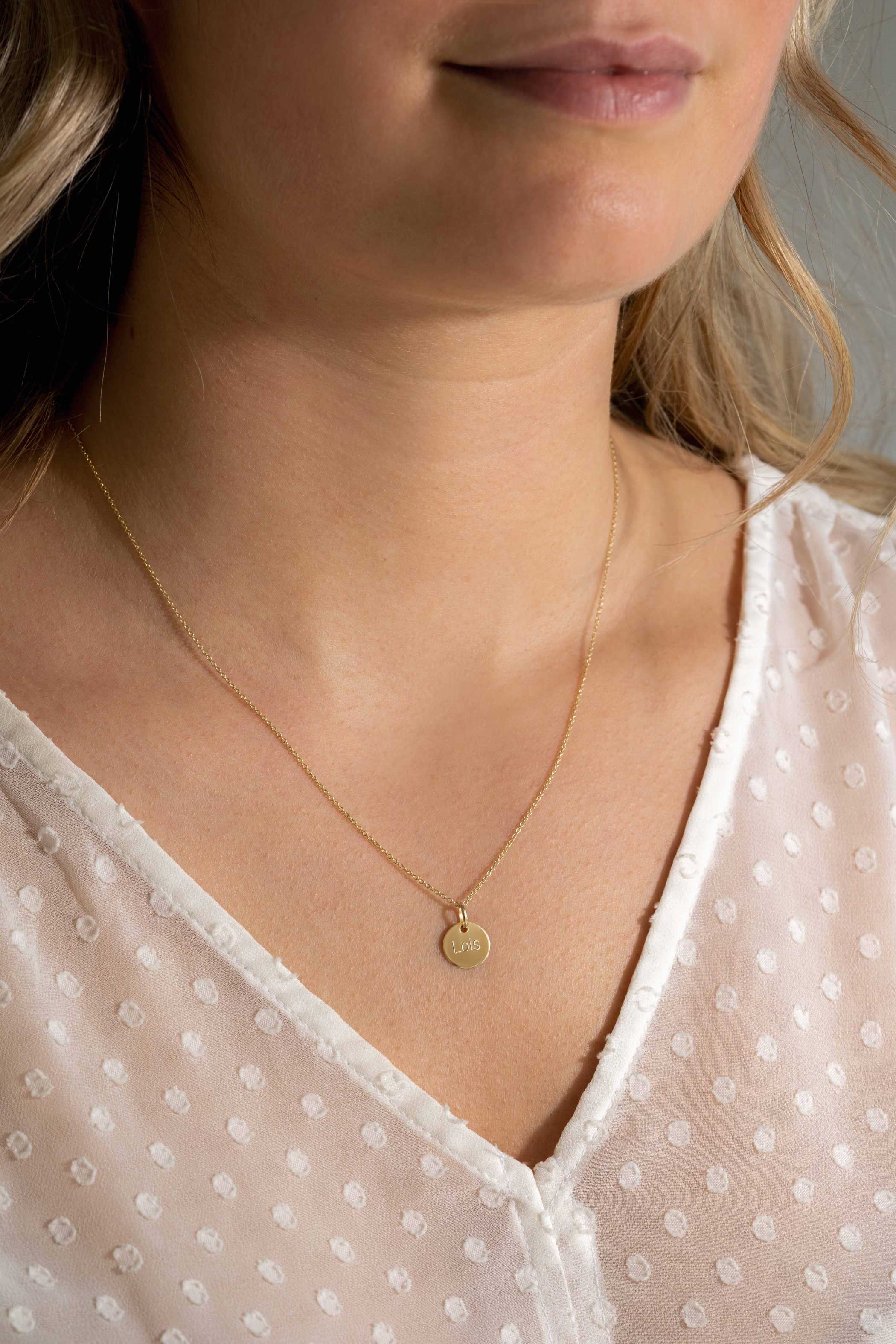 10mm ZINZI Gold 14 krt gouden hanger met trendy glanzend rond plaatje van 10mm ZGH397-10 (zonder collier)