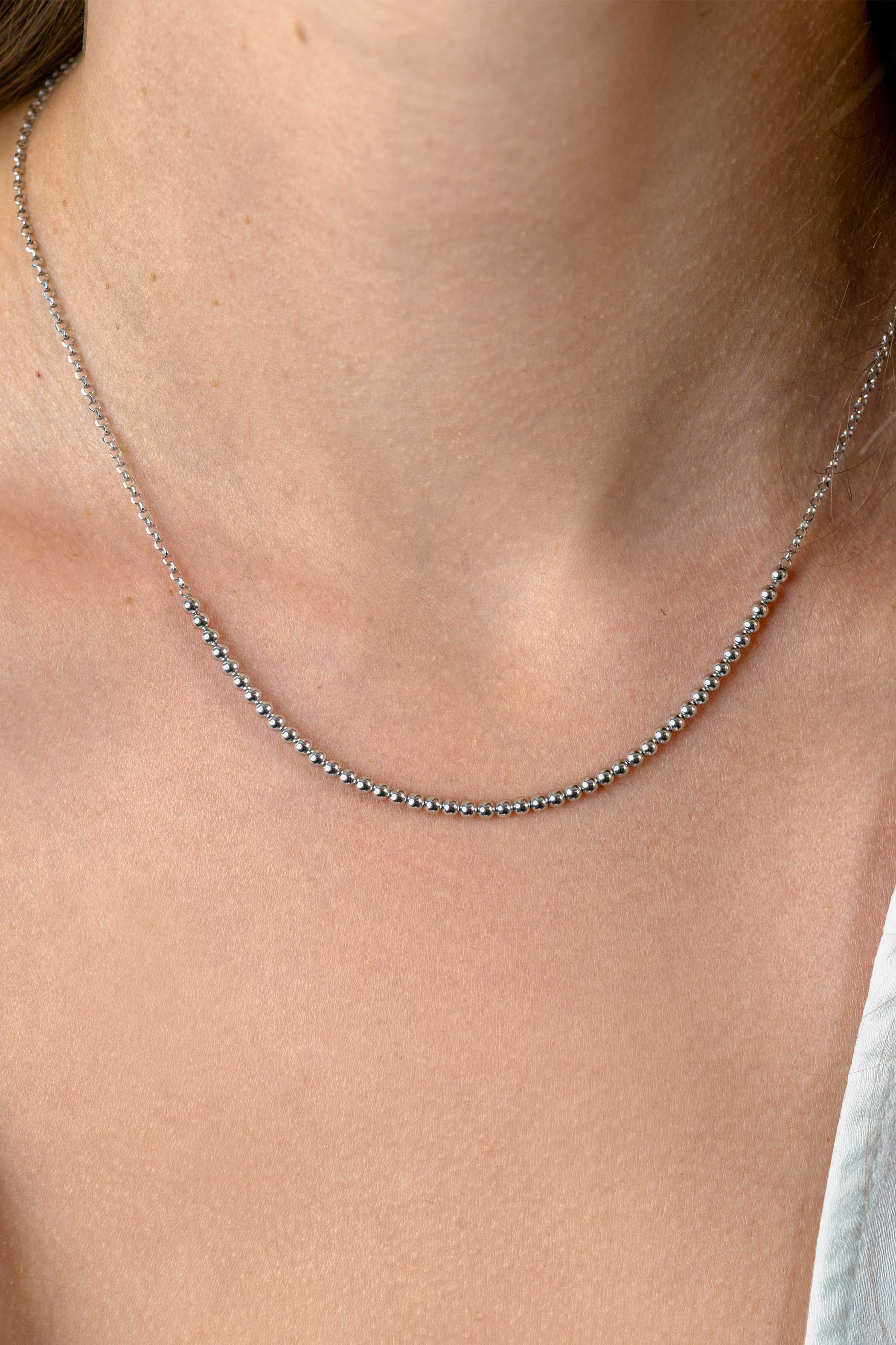 ZINZI zilveren jasseron ketting met bolletjes schakels (2,5mm breed) in het midden 40-45cm ZIC2640